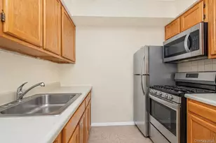 946 E 181st St, Bronx, NY 10460 - Photo 15