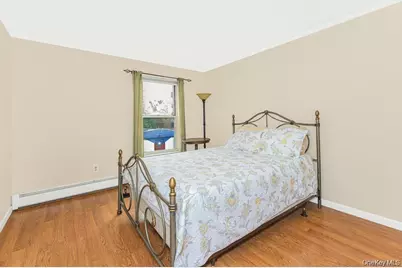 946 E 181st Street, Bronx, NY 10460 - Photo 7