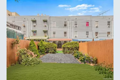 946 E 181st Street, Bronx, NY 10460 - Photo 25