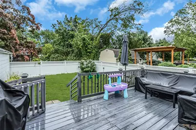 30 Coolidge Street, Malverne, NY 11565 - Photo 25