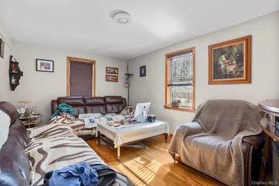 2736 Colden Avenue, Bronx, NY 10469 - Photo 21