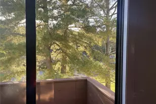 32 Scarborough Ln, Wappingers Falls, NY 12590 - Photo 7