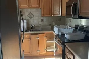 32 Scarborough Ln, Wappingers Falls, NY 12590 - Photo 9