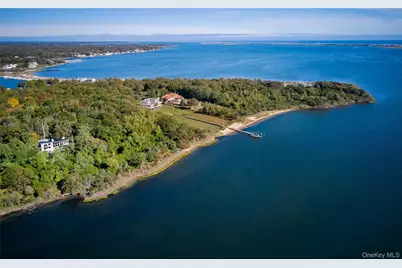 34 Old Neck Road S, Center Moriches, NY 11934 - Photo 25