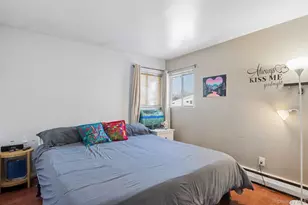 253 W 20th St, Deer Park, NY 11729 - Photo 9