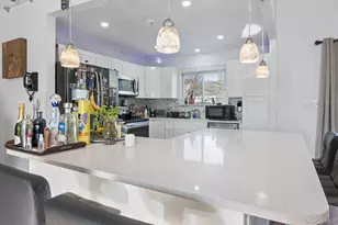 253 W 20th St, Deer Park, NY 11729 - Photo 5