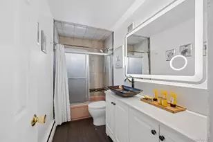 253 W 20th St, Deer Park, NY 11729 - Photo 11