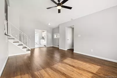 17 Laurie Road, Brentwood, NY 11717 - Photo 7