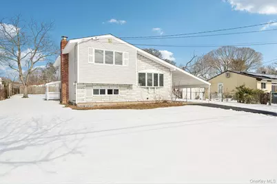 17 Laurie Road, Brentwood, NY 11717 - Photo 3