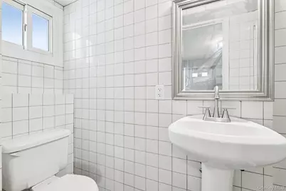 17 Laurie Road, Brentwood, NY 11717 - Photo 19