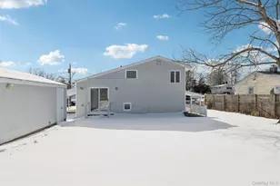 17 Laurie Rd, Brentwood, NY 11717 - Photo 35