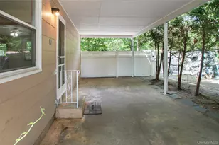 114 Lynncliff Road 114 Lynncliff Rd, Hampton Bays, NY 11946 - Photo 11