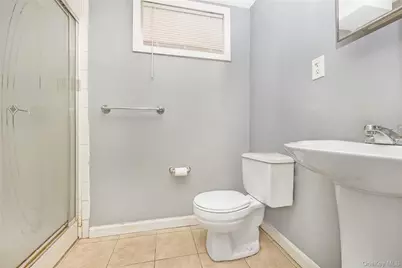 430 Staples Street, Farmingdale, NY 11735 - Photo 21