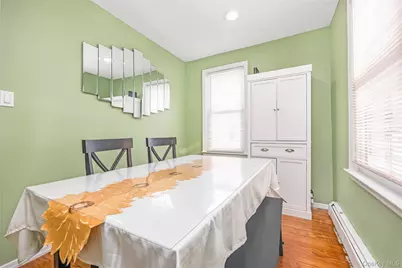 430 Staples Street, Farmingdale, NY 11735 - Photo 3