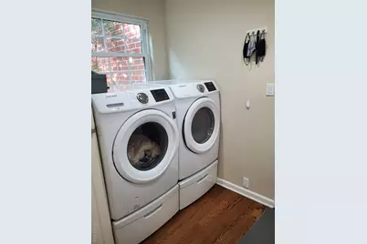 91 Duckpond Drive, Manhasset, NY 11030 - Photo 7