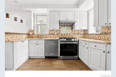 7809 77th Avenue #1, Glendale, NY 11385 - Photo 7