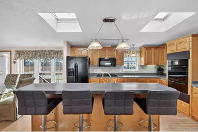 31 Thamsen Drive, Stony Point, NY 10980 - Photo 9