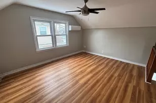 516 N 1st St, New Hyde Park, NY 11040 - Photo 5