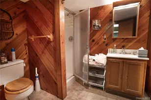 429 Mollie Blvd, Holbrook, NY 11741 - Photo 21