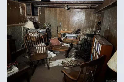 11 Birch Drive, Huntington Station, NY 11746 - Photo 21