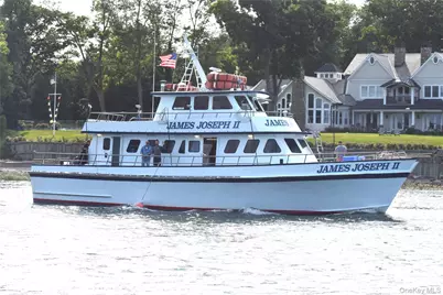 33 Northwood Circle, Huntington, NY 11743 - Photo 25