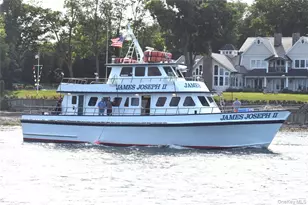 33 Northwood Cir, Huntington, NY 11743 - Photo 25