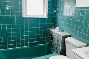 9527 239th St, Floral Park, NY 11001 - Photo 15