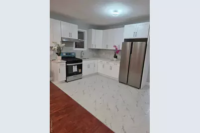 95-27 239th Street, Floral Park, NY 11001 - Photo 3