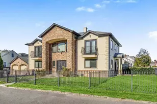 113 Maple Pl, Yonkers, NY 10704 - Photo 17