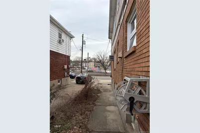 83 Lyman Ave Lyman Avenue, New York, NY 10305 - Photo 3