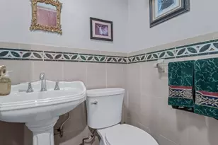 1083 Northgate Ct, Uniondale, NY 11553 - Photo 19