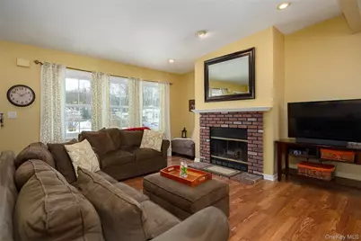 7 Charles Street, Newburgh, NY 12550 - Photo 13