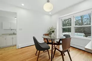 10 Woodhull Rd, East Setauket, NY 11733 - Photo 17