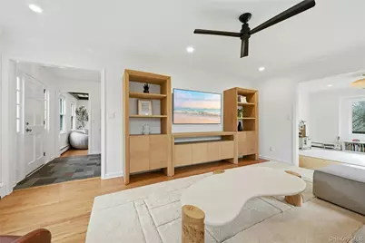 10 Woodhull Road, East Setauket, NY 11733 - Photo 3