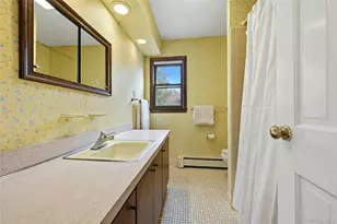 10 Woodhull Rd, East Setauket, NY 11733 - Photo 35