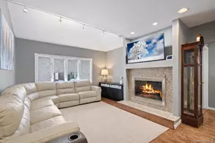 11 W Hitchcock Ave, Floral Park, NY 11001 - Photo 9