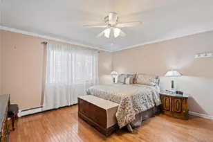 11 W Hitchcock Ave, Floral Park, NY 11001 - Photo 11
