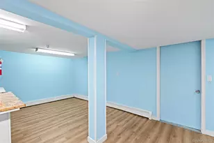 11 W Hitchcock Ave, Floral Park, NY 11001 - Photo 25