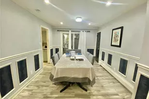 107 A Baker Hill Rd, Great Neck, NY 11023 - Photo 9