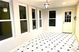 107 A Baker Hill Rd, Great Neck, NY 11023 - Photo 7