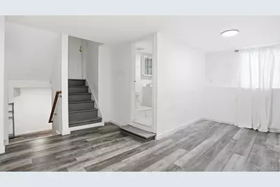 8 Myrtle Avenue, Brentwood, NY 11717 - Photo 13