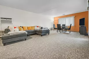 16 Starlight Ln, Levittown, NY 11756 - Photo 11