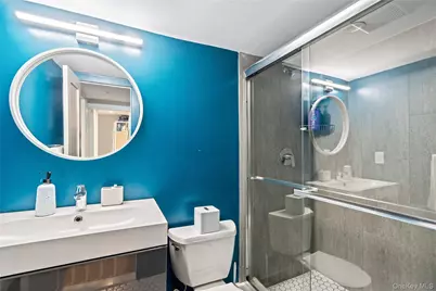 34 Wooleys Lane, Great Neck, NY 11023 - Photo 17