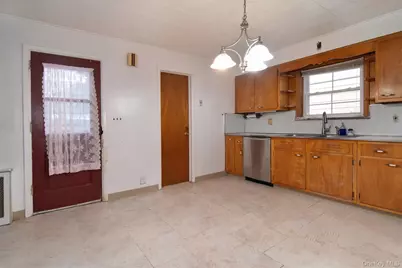 16 Ogden Avenue, Dobbs Ferry, NY 10522 - Photo 5