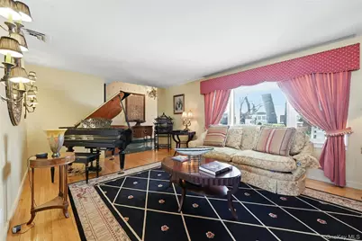 480 S Wood Road, Rockville Centre, NY 11570 - Photo 13