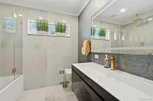 480 S Wood Rd, Rockville Centre, NY 11570 - Photo 35