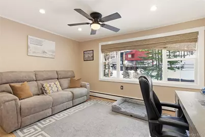 58 Oakdale Road, Centerport, NY 11721 - Photo 13