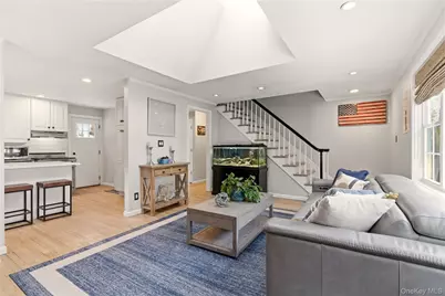 58 Oakdale Road, Centerport, NY 11721 - Photo 5