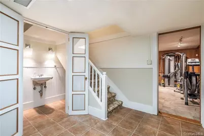 25 Jerome Avenue, New Rochelle, NY 10804 - Photo 19