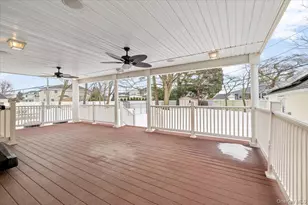 234 S Pershing Ave, Bethpage, NY 11714 - Photo 27